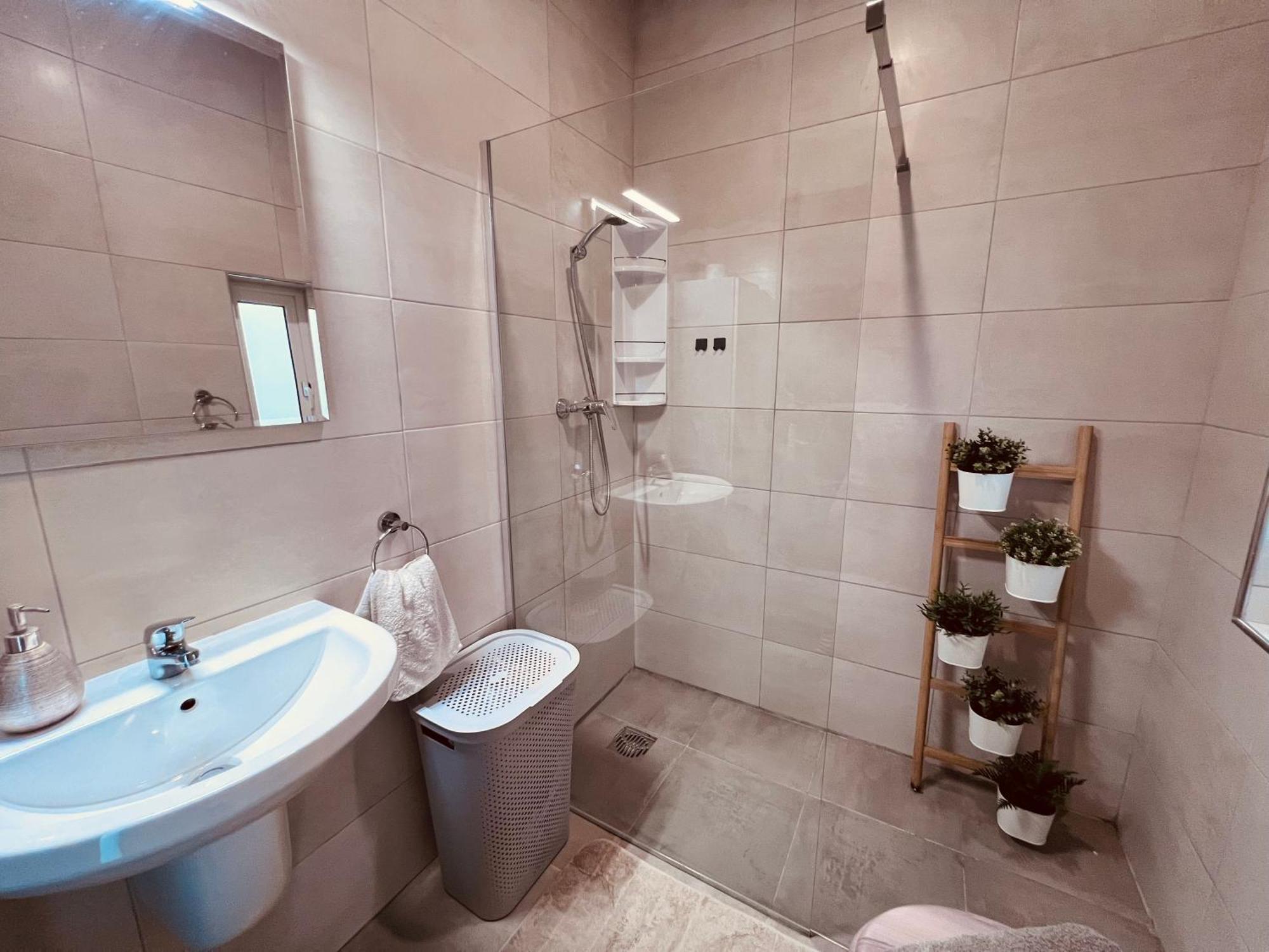 La88 Sweethome Penthouse With Jacuzzi * San Ġwann