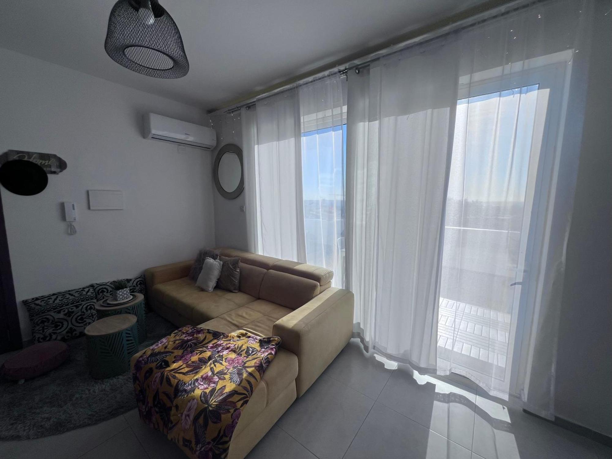 Apartment La88 Sweethome Penthouse With Jacuzzi San Gwann